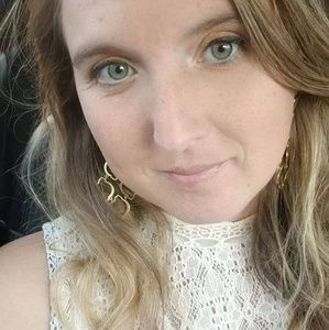 Meet your Posher, Jacqueline